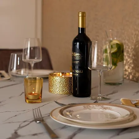 شقة Royal Elegance سبليت