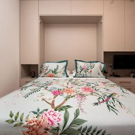 Royal Elegance شقة